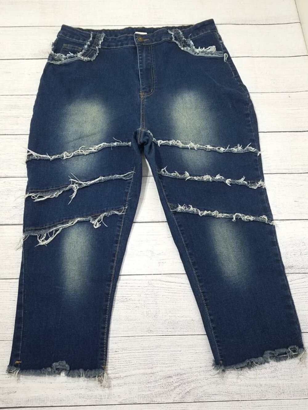 Shein Curve Fray Hen Cropped Jeans Womens Size 2XL